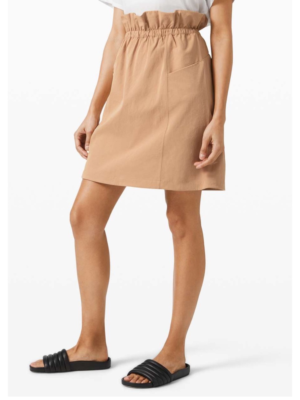 Lululemon Trip Taker Skirt in Beech Wood color size 6.